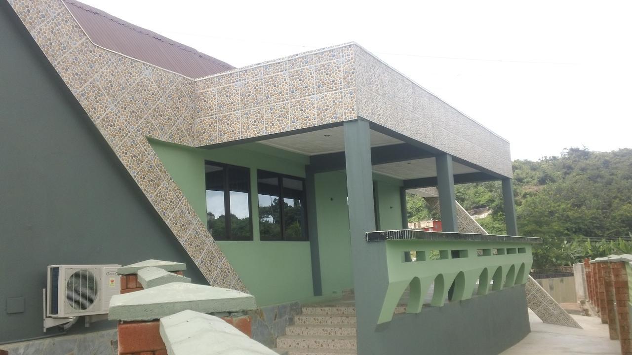Mama Lee'S Lodge Yamoransa Luaran gambar